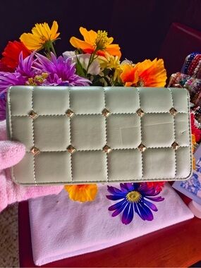 Quilted Studded Wallet - Pale Mint